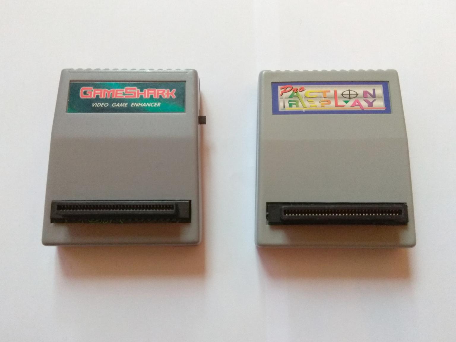 Энциклопедия кодов playstation 1. Code ps1. Gameshark ps1 cheat game cartridge. Код брейкерс школа. Трикс большая книга кодов.